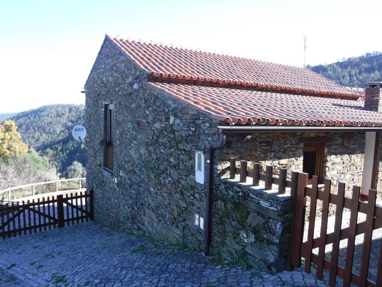 Casa Da Comareira Pensionat Góis Exteriör bild